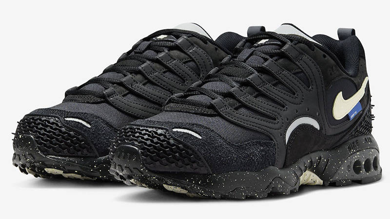 Undefeated x Nike Air Terra Humara Black front