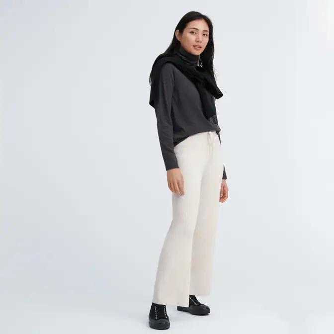 Uniqlo Washable Knit Ribbed Trousers 461317-COL30