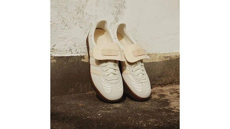adidas Gazelle Indoor Sand Strata White front