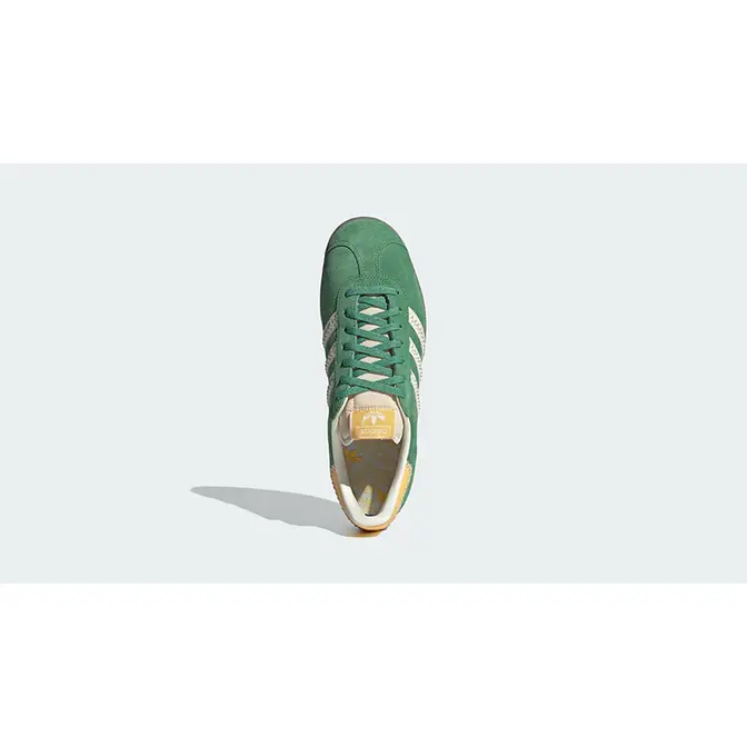 adidas Gazelle Preloved Green middle