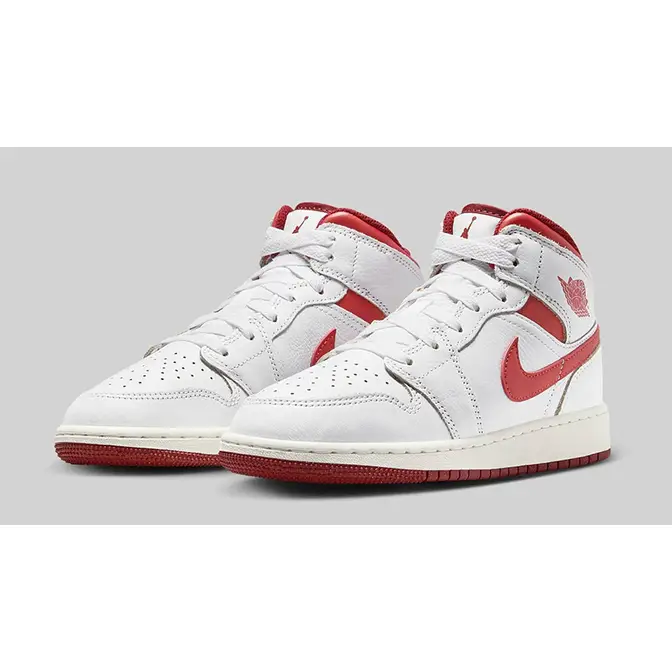 Air Jordan 1 Mid GS Dune Red | Where To Buy | FJ3464-160 | The Sole ...