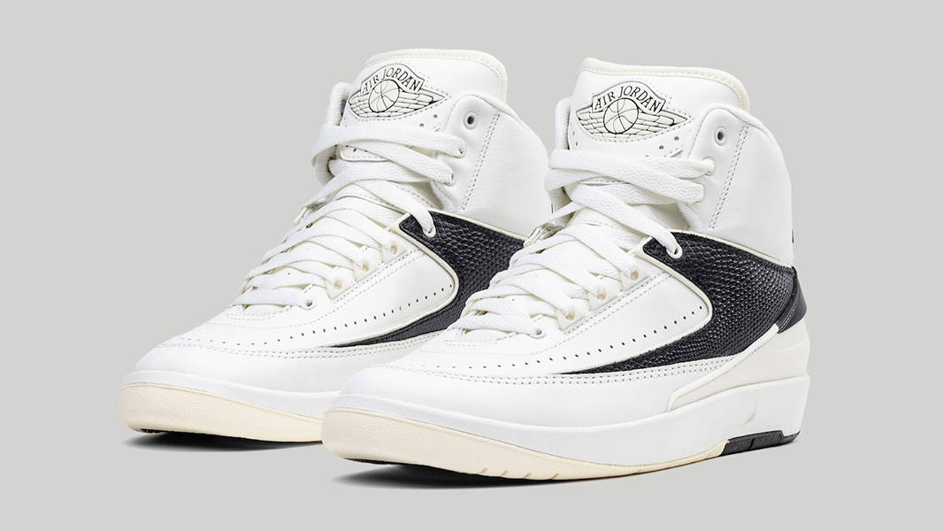 Black air best sale jordan 2