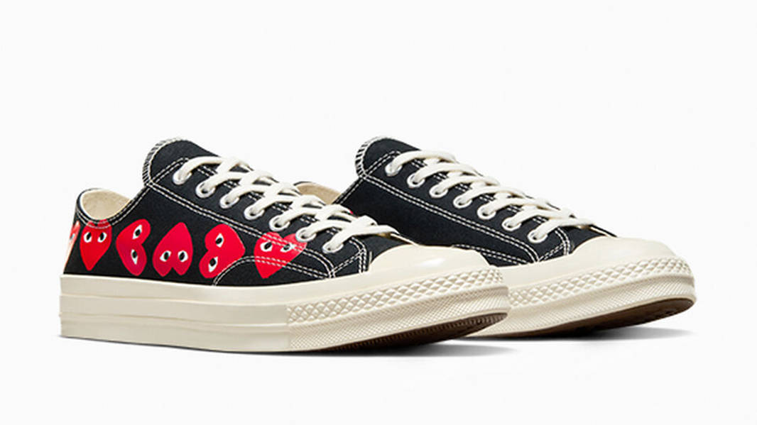 Converse with heart on on sale side