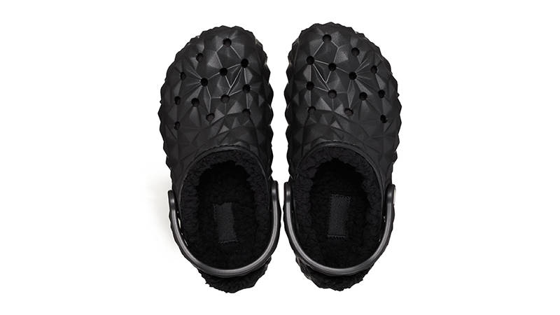 Crocs Classic Clog Lined Geometric Black 210069-001 Top