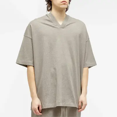 the Linen Short Sleeve Shirt Spring Logo V-Neck T-Shirt Dark Heather Oatmeal Front