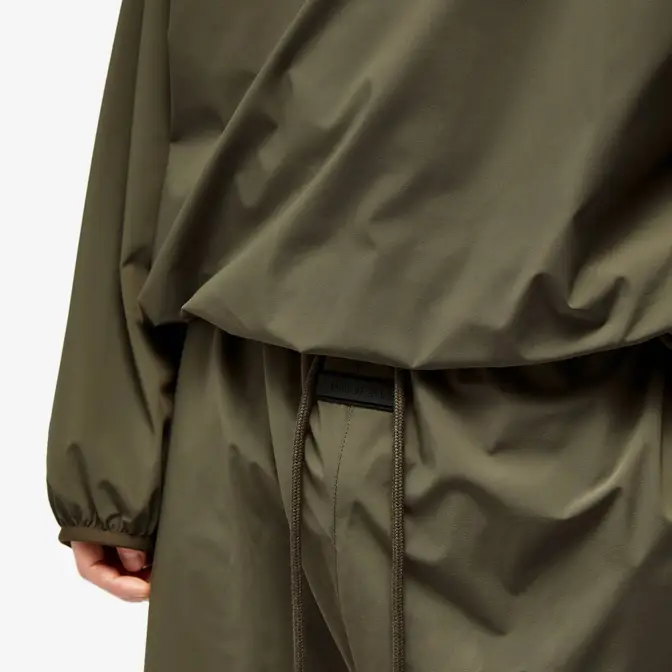 Man Sweatshirt Cargo Tracksuit Spring Nylon Relaxed Shorts Ink Front Closeup
