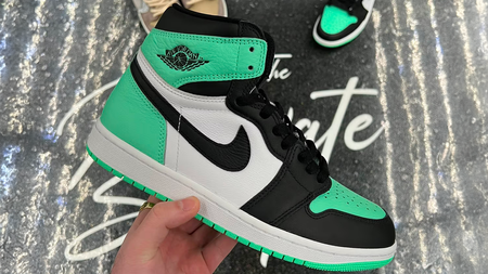 The Air Jordan 1 Retro High OG "Green Glow" is Minty Fresh The Air Jordan 1 Retro High OG "Green Glow" is Minty Fresh