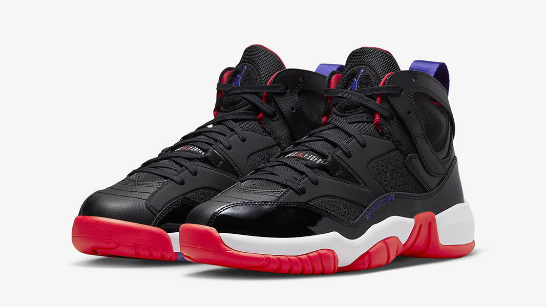 Jumpman Two Trey Bred DO1925-001 Side