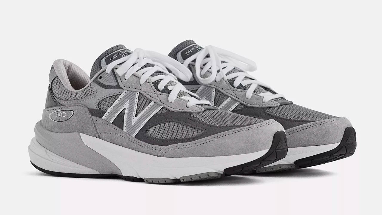 Festive Footwear: New Balance Gifts for Every Step of the Season