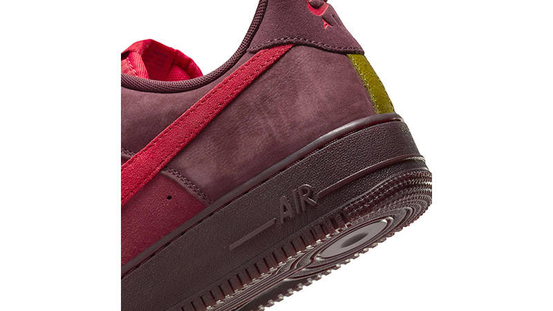 Nike Air Force 1 Low Layers of Love heel