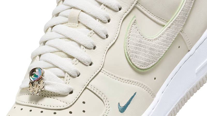 Nike Air Force 1 Low Year of the Dragon Beige Teal Detail