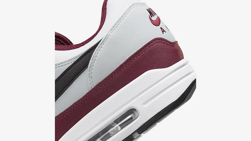 Nike Air Max 1 Dark Team Red heel