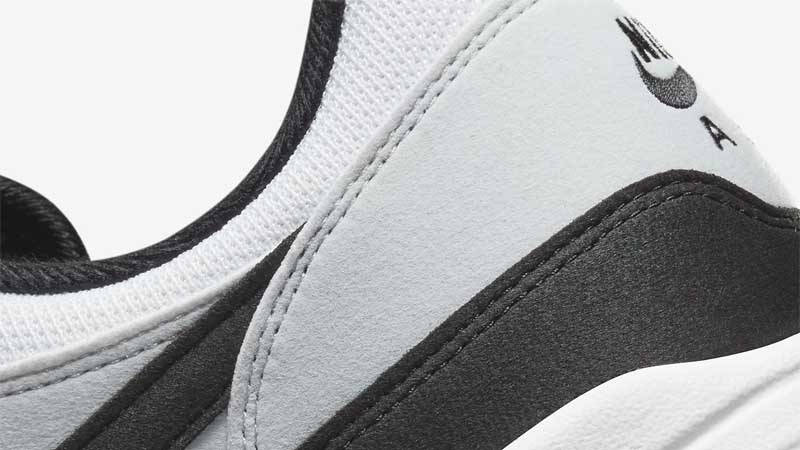 Nike Air Max 1 White Black Closeup