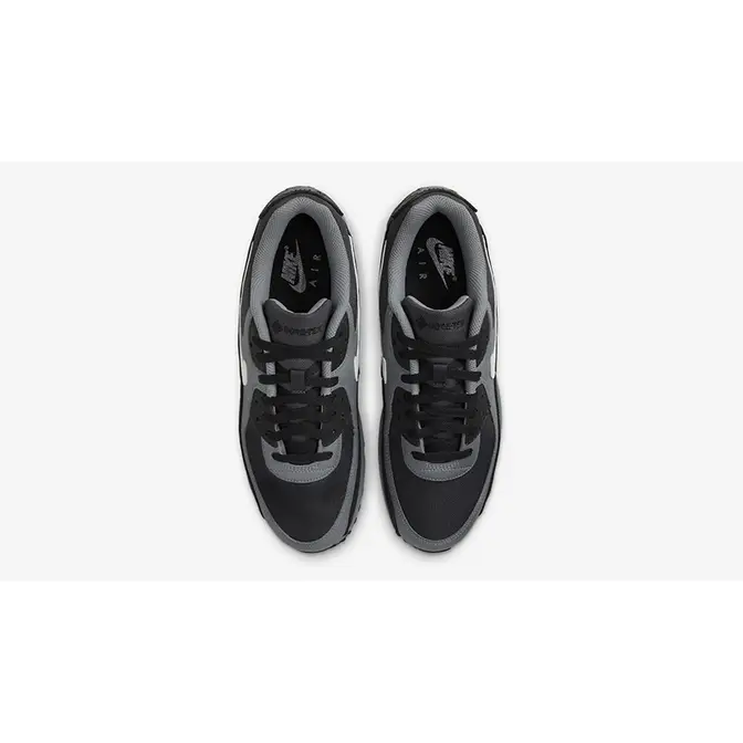 Nike Фирменные беговые кроссовки nike free tr fit 4 Gore-Tex Dark Smoke Grey middle
