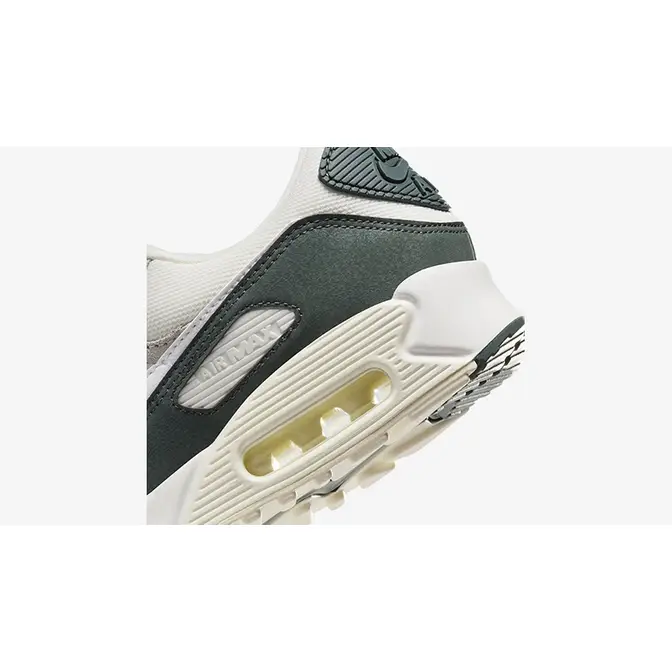 Nike Nike Air Zoom Terra Kiger 8 Men Dh0649-300 Vintage Green heel