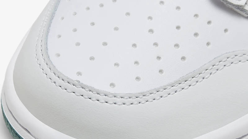 Nike Dunk Low GS White Grey Teal FD9911-101 Detail