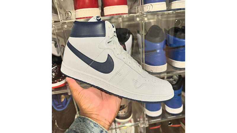 Nike Jordan Air Ship Midnight Navy side