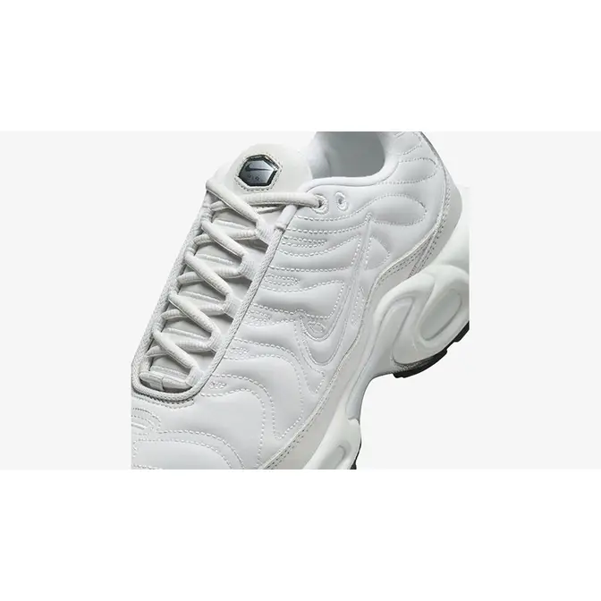 Nike nike dunk skinny high leopard boots Reflective White side