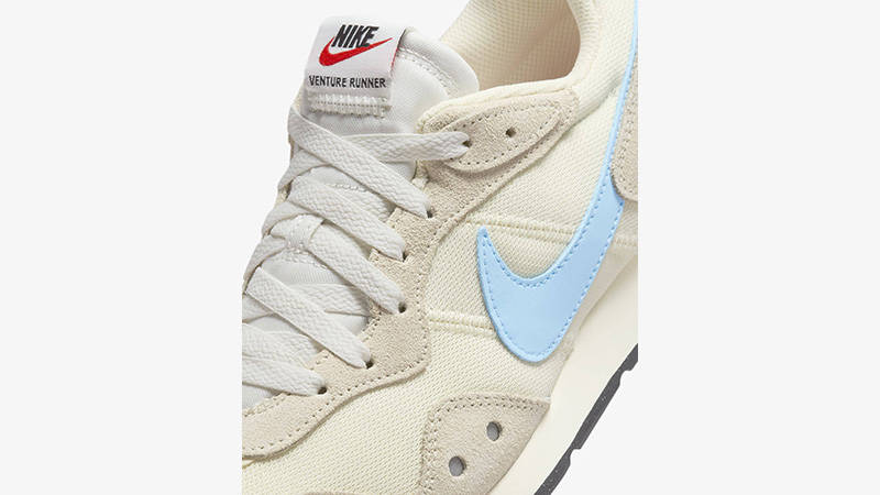 nike venture runner coconut milk