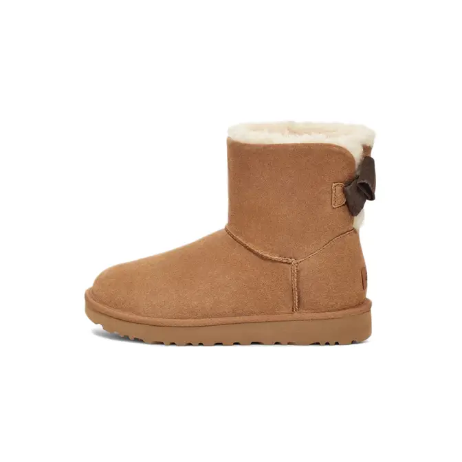 Ugg bailey deals bow mini chestnut