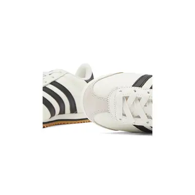adidas Kick White Gum closeup