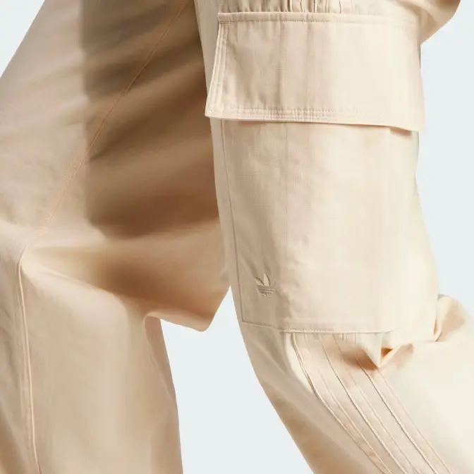 adidas Premium Essentials Ripstop Trousers Crystal Sand pocket