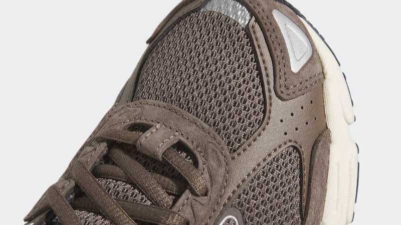adidas Response CL Earth Strata Closeup