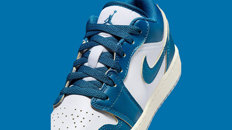 Air Jordan 1 Low Industrial Blue tongue