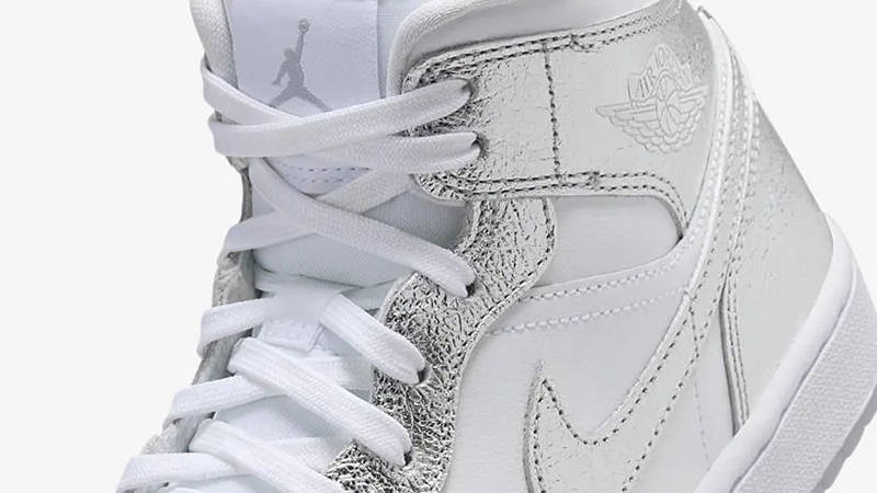 Air Jordan 1 Mid Crinkled Chrome FN5031-100 Detail