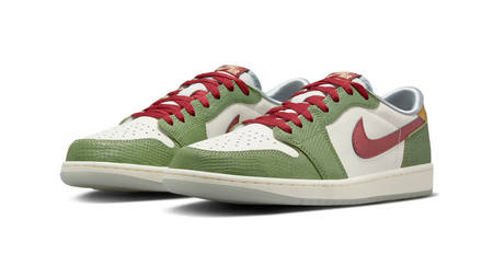 The Air Jordan 1 Low OG "Year of the Dragon" Arrives With Scaly Green Overlays The Air Jordan 1 Low OG "Year of the Dragon" Arrives With Scaly Green Overlays