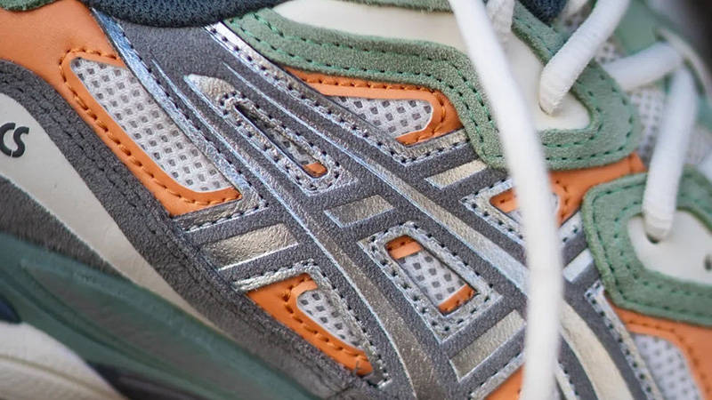 ASICS Gel-NYC Cream Clay Grey 1203A383-102 closeup