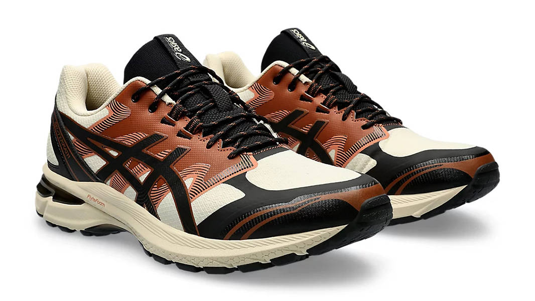 ASICS GEL-TERRAIN Vanilla Black 1203A342-250 Side