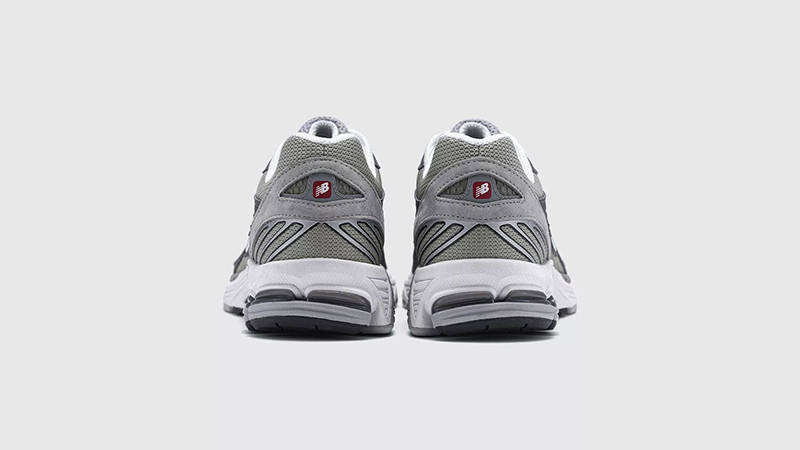 Comme des Garçons HOMME x New Balance 860v2 Grey back