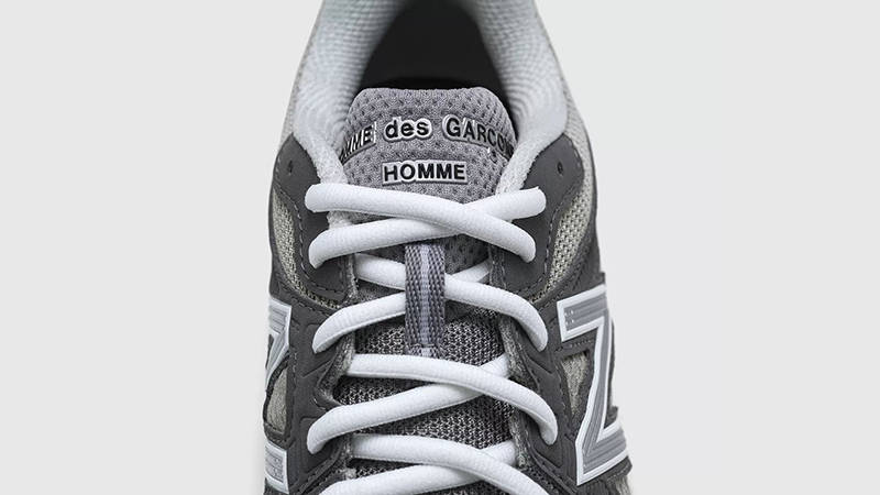 Comme des Garçons HOMME x New Balance 860v2 Grey tongue