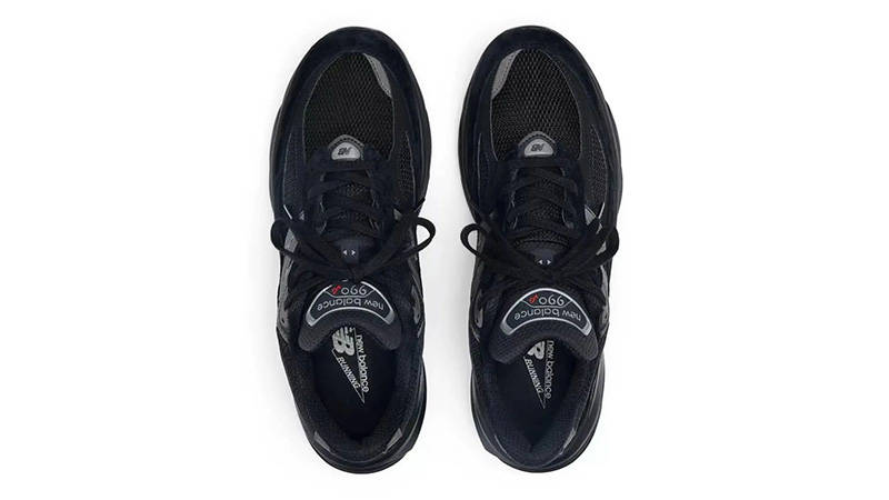New Balance 990v6 Made in USA Triple Black middle