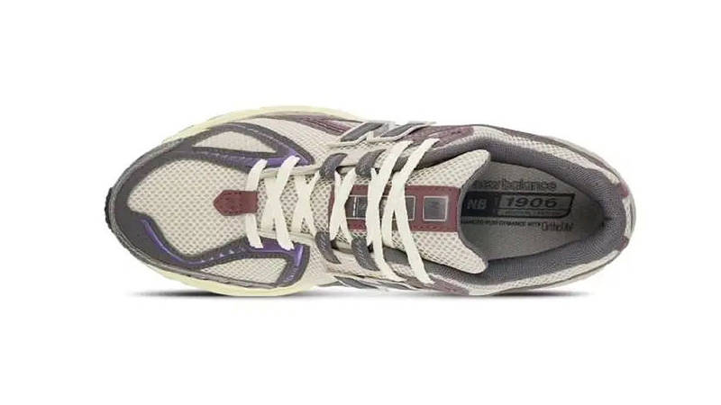 New Balance M1906 Licorice middle