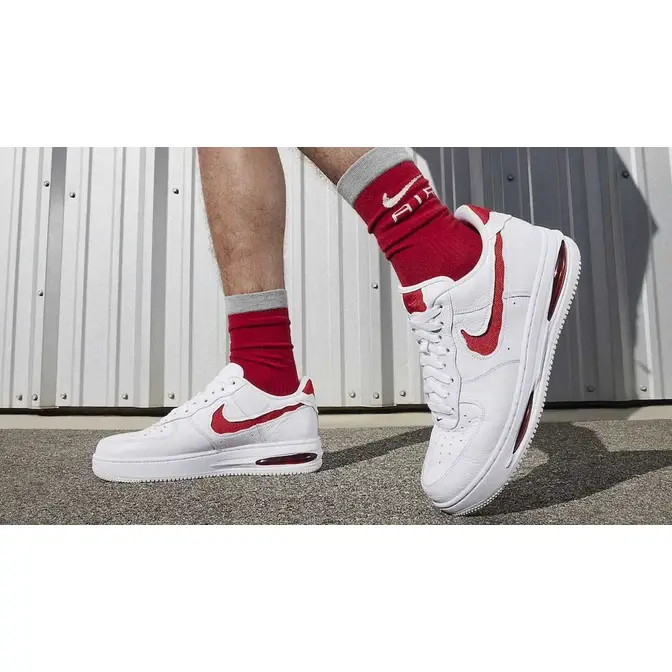 Red shops nike force 1