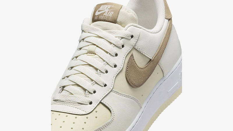 Nike Air Force 1 Low Khaki Coconut Milk lace box