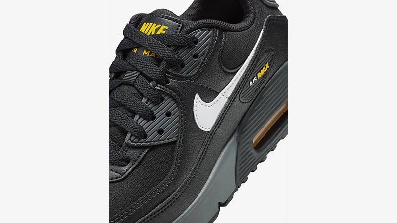 Nike Air Max 90 GS Black University Gold side