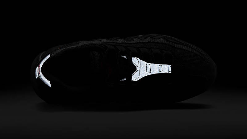 Nike Air Max 95 GS Black Orange Red HF0099-001 in dark