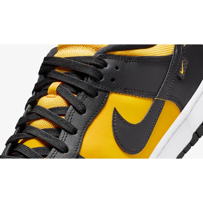 nike court force high lux edition pack University Gold FZ4618-001 Detail 2