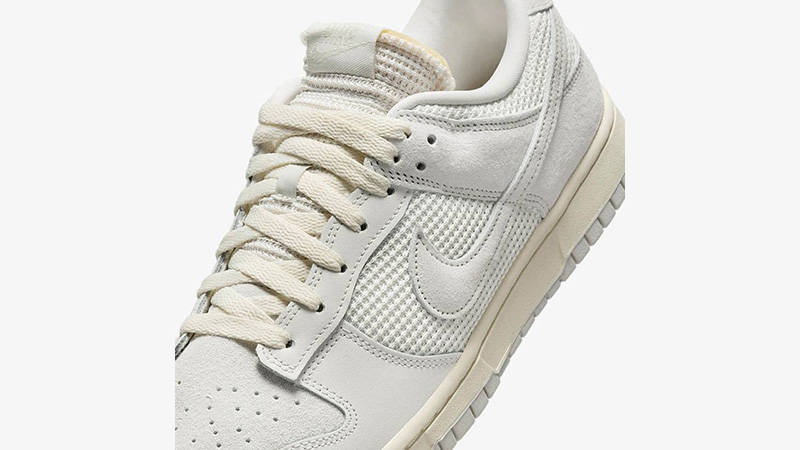 nike internationalist phantom light bone