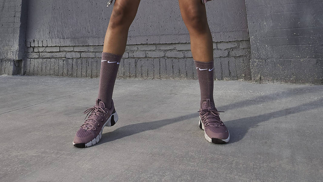 Nike Free Metcon 5 Smokey Mauve DV3950-201 on feet