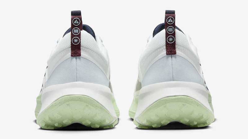 Nike Juniper Trail 2 Summit White Chlorophyll Back