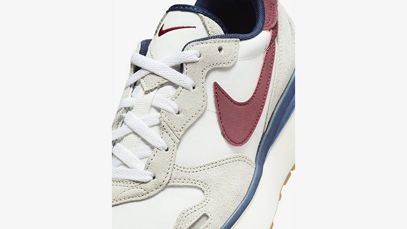 Nike Phoenix Waffle Light Bone Sail tongue