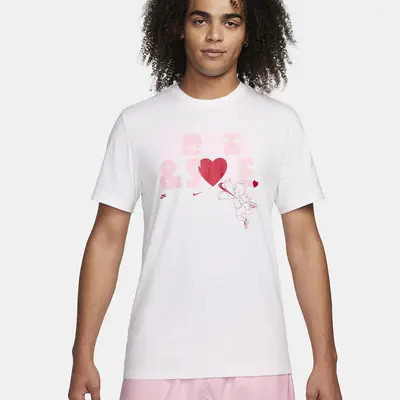 Nike Sportswear Heart & Sole T-Shirt FQ3779-100