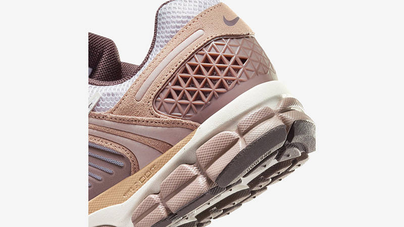 Nike Zoom Vomero 5 Dusted Clay HF1553-200 heel