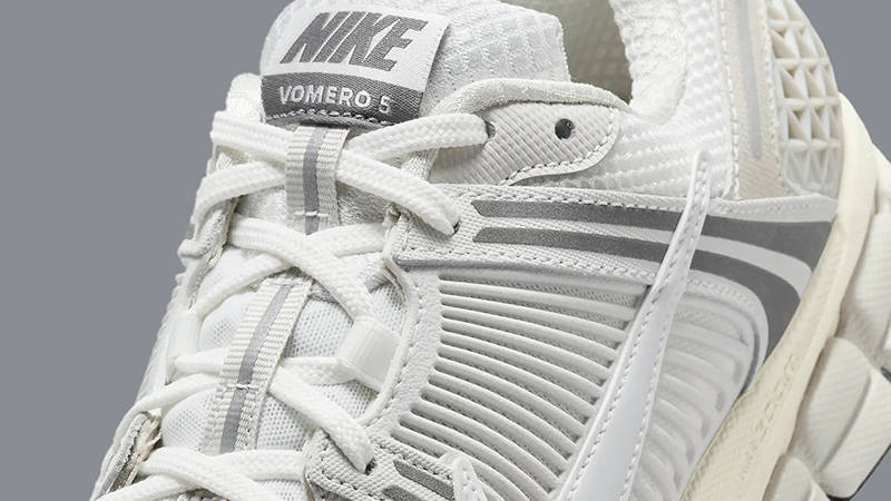 Nike Zoom Vomero 5 Platinum Tint FZ3780-101 Detail 2