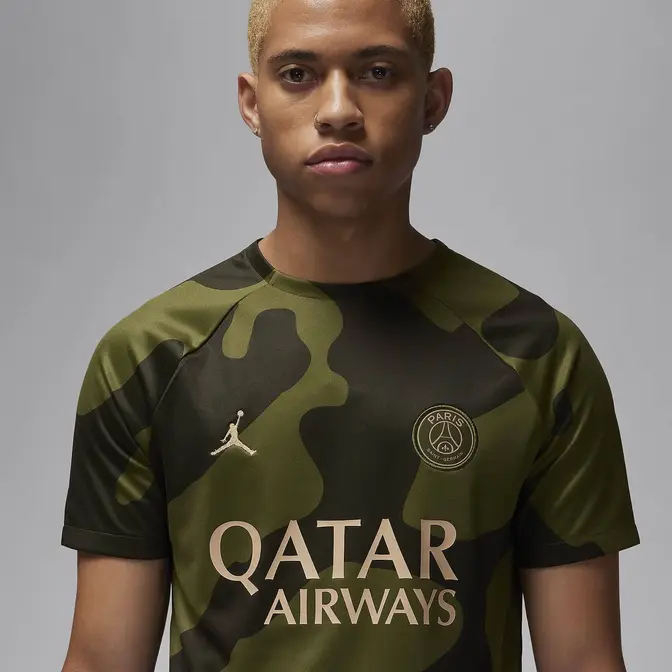 Nike Paris Saint-Germain Academy Pro Fourth Jordan Dri-FIT Football Pre ...