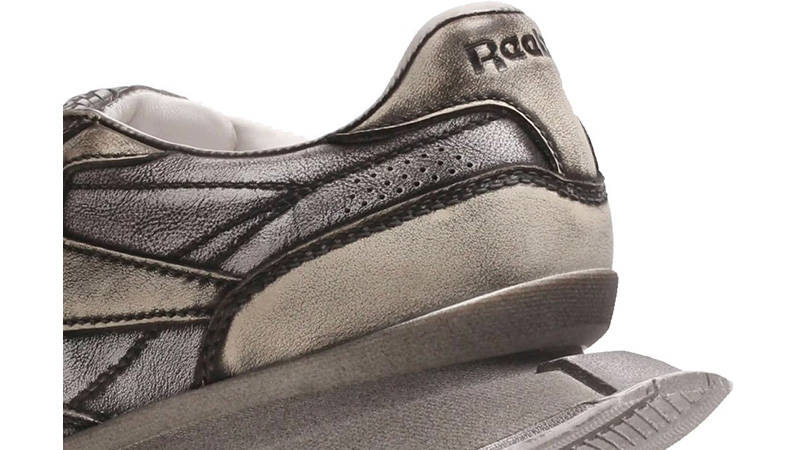 Reebok LTD Classic Leather Overdyed Gravel heel
